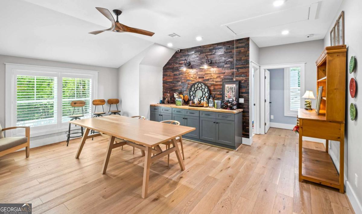 Downtown Woodstock - Residential