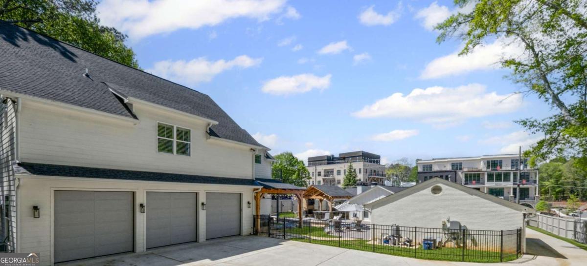 Downtown Woodstock - Residential