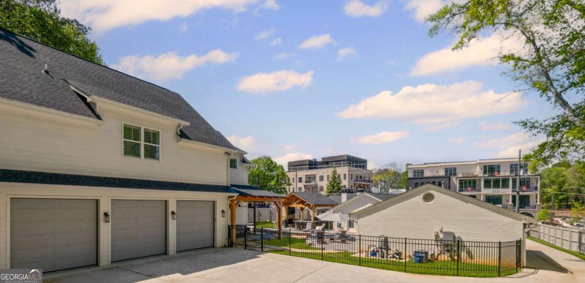 Downtown Woodstock - Residential