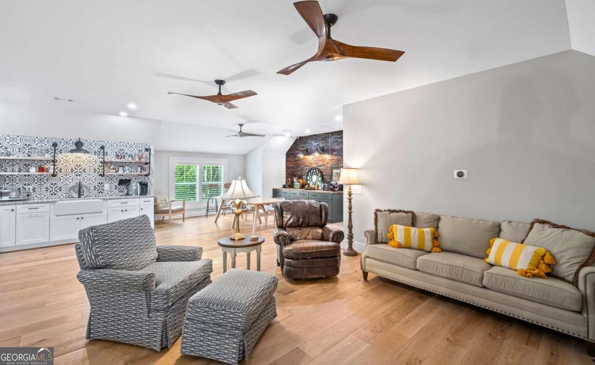 Downtown Woodstock - Residential