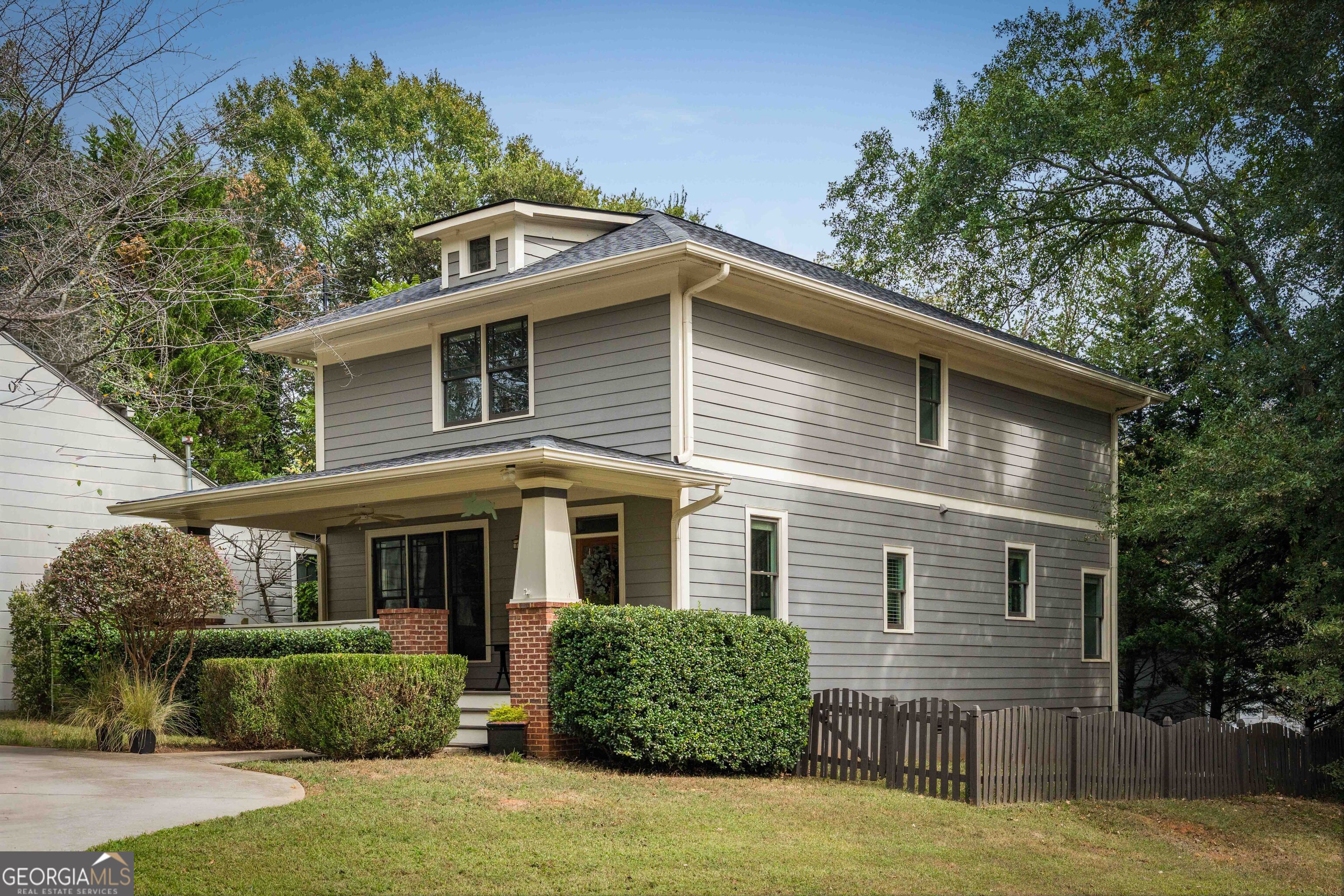 1090 Benteen AVE SE