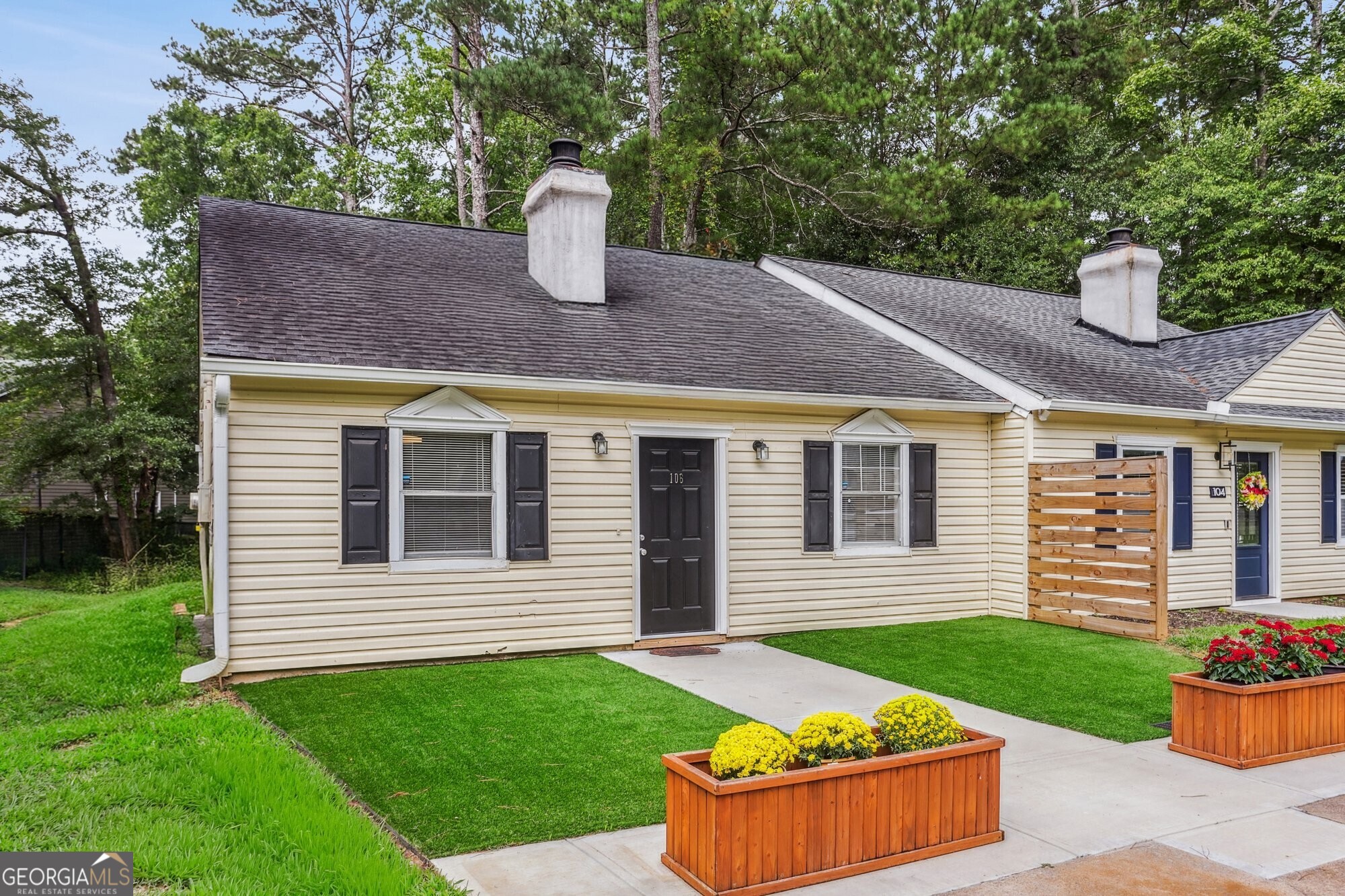 106 Westland CT SW