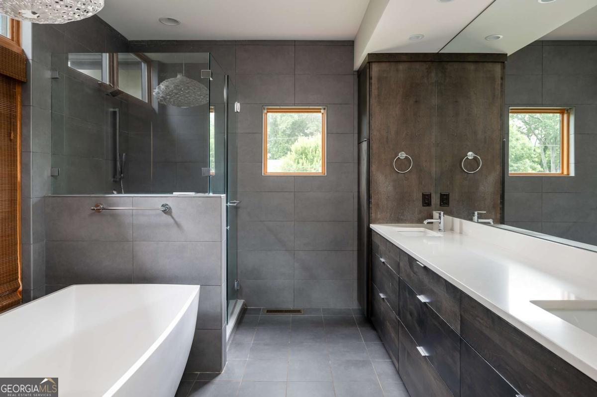 Athens, Georgia 30606, United States, 5 Bedrooms Bedrooms, ,5 BathroomsBathrooms,Residential,Active,155091