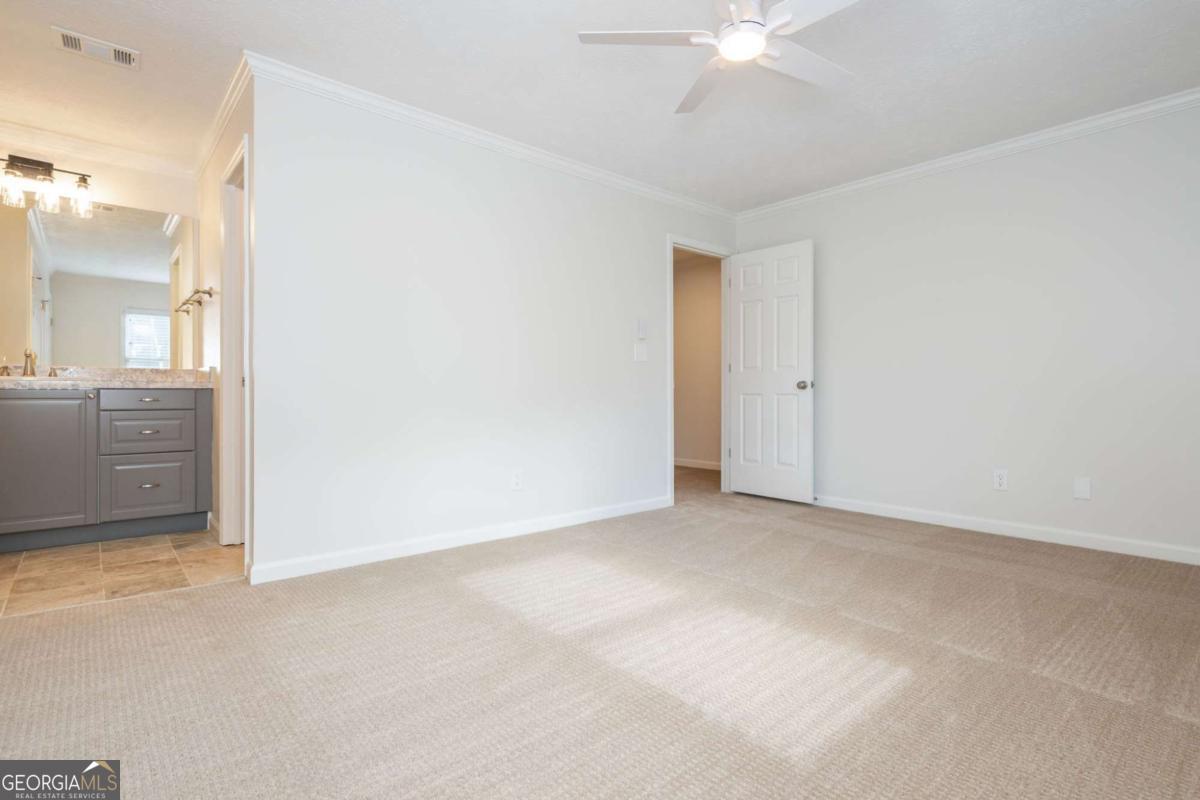 Holcomb Springs - Residential