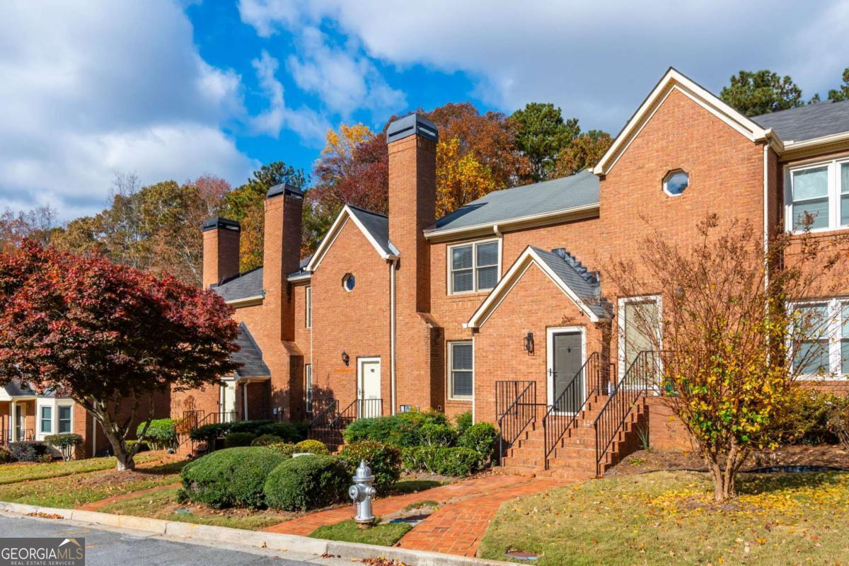 Holcomb Springs - Residential