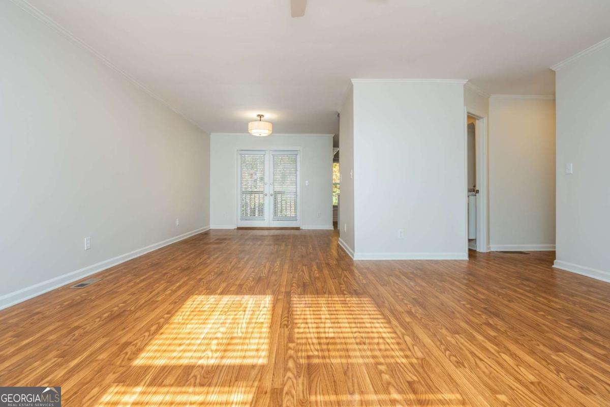 Holcomb Springs - Residential