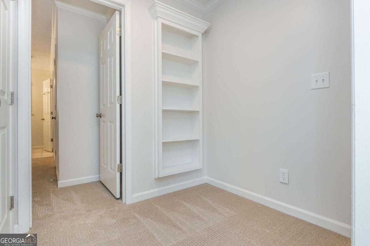 Holcomb Springs - Residential