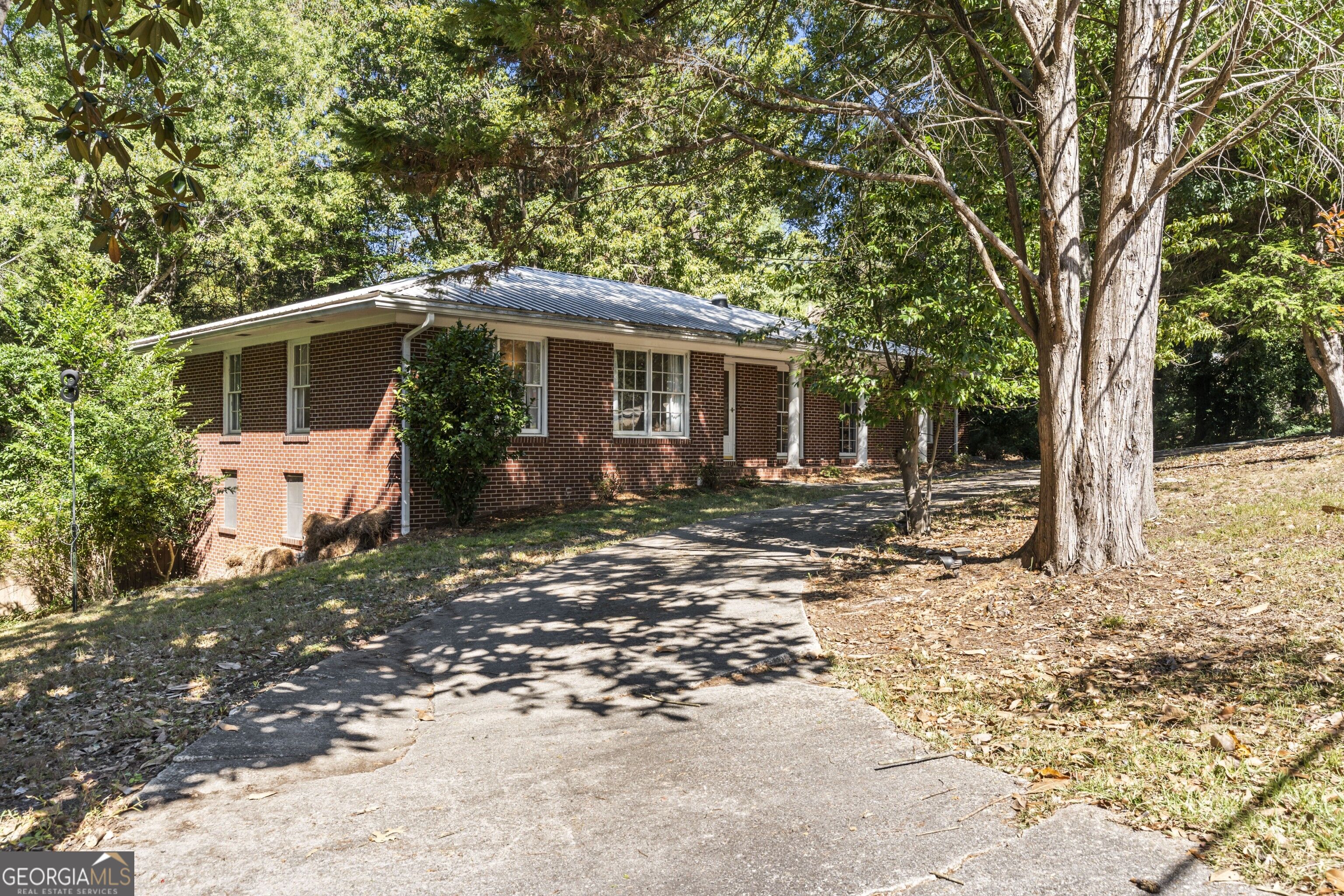 258 Oakland DR