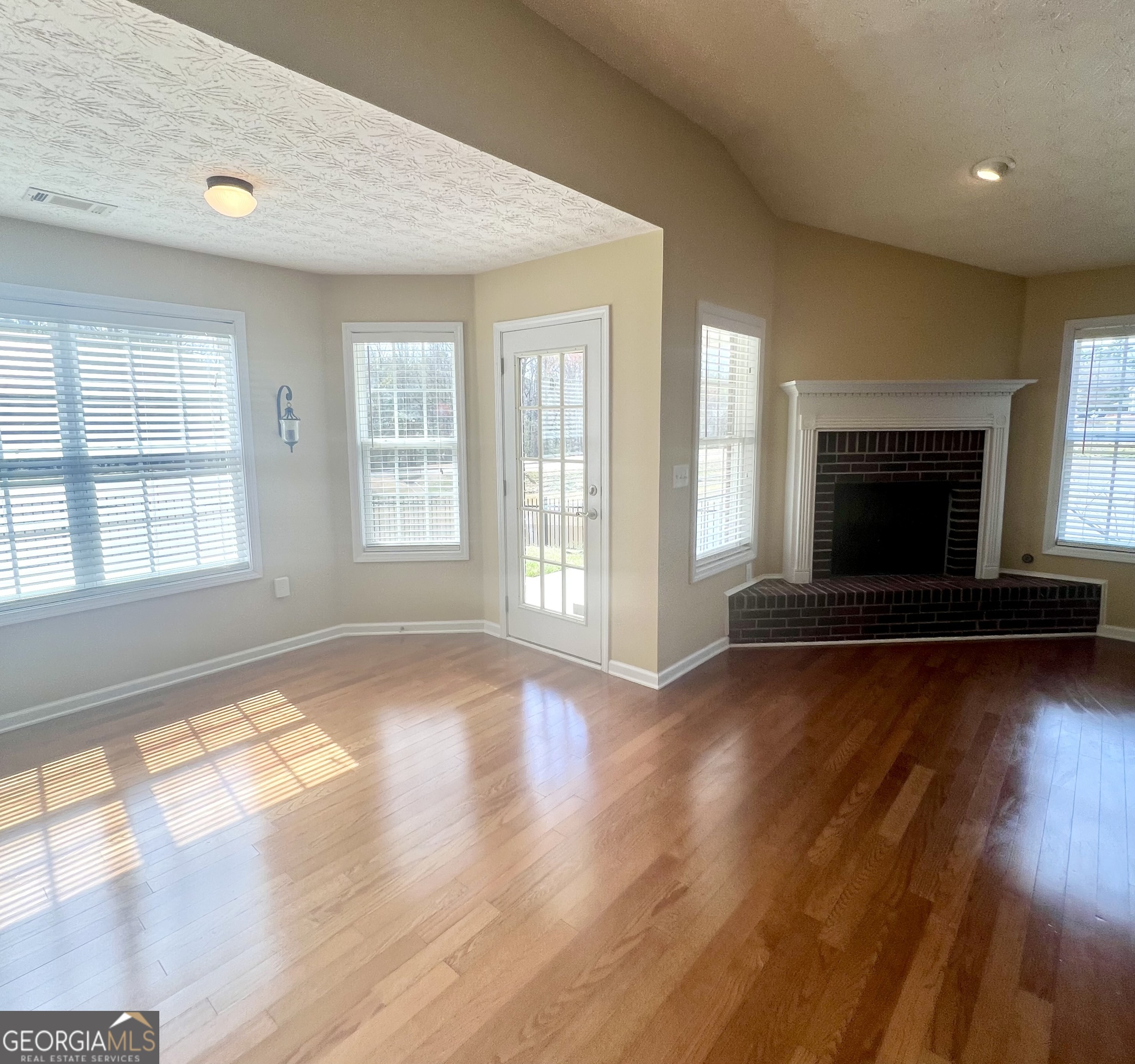55 Crooked Bend TRL