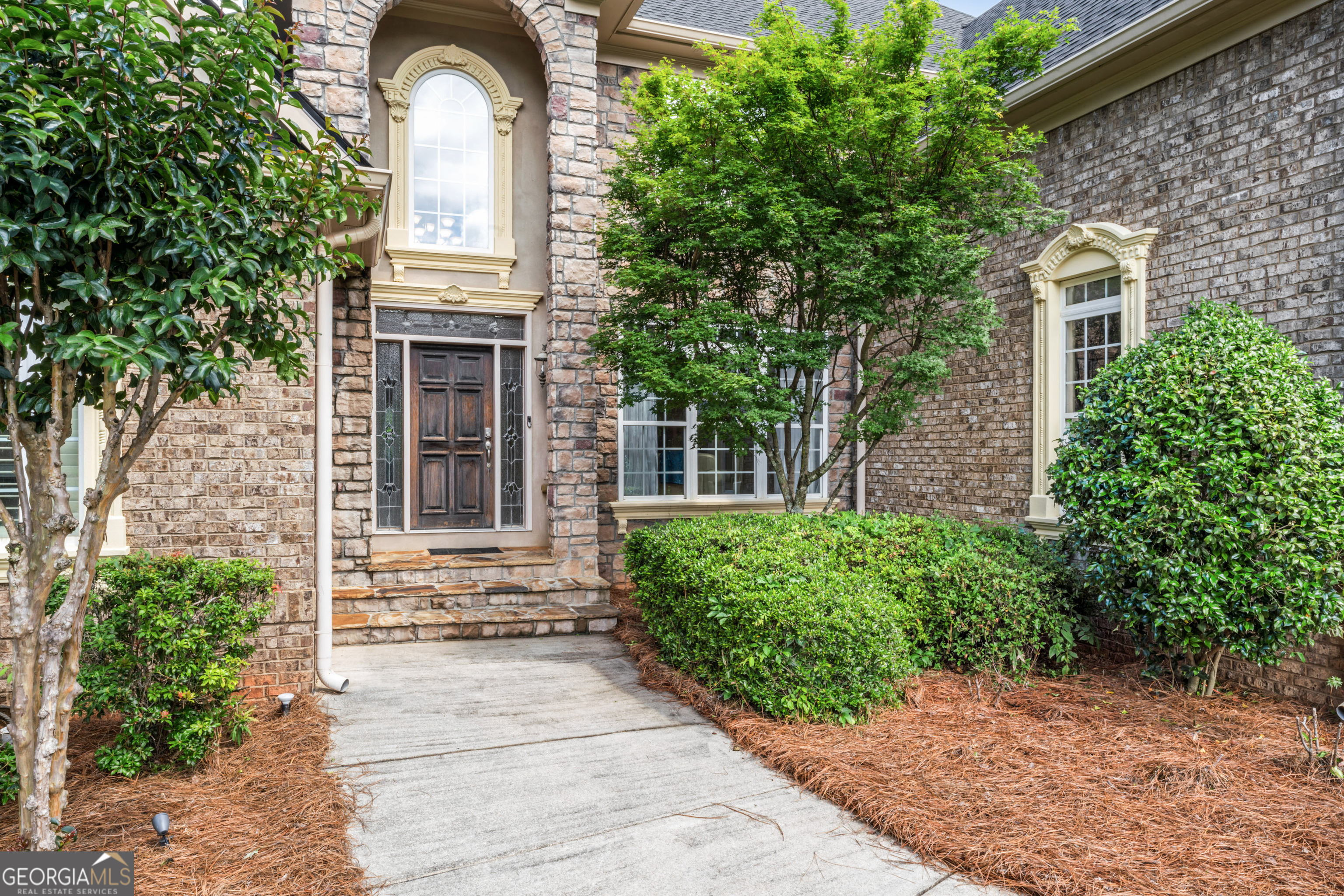 719 Bethpage DR