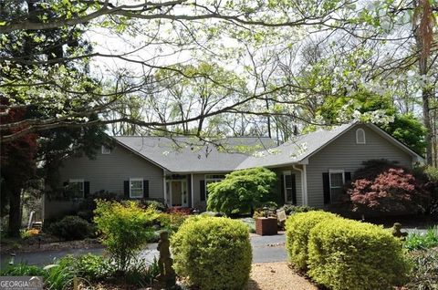 731 Hidden Lakes TRL Jefferson GA 30549