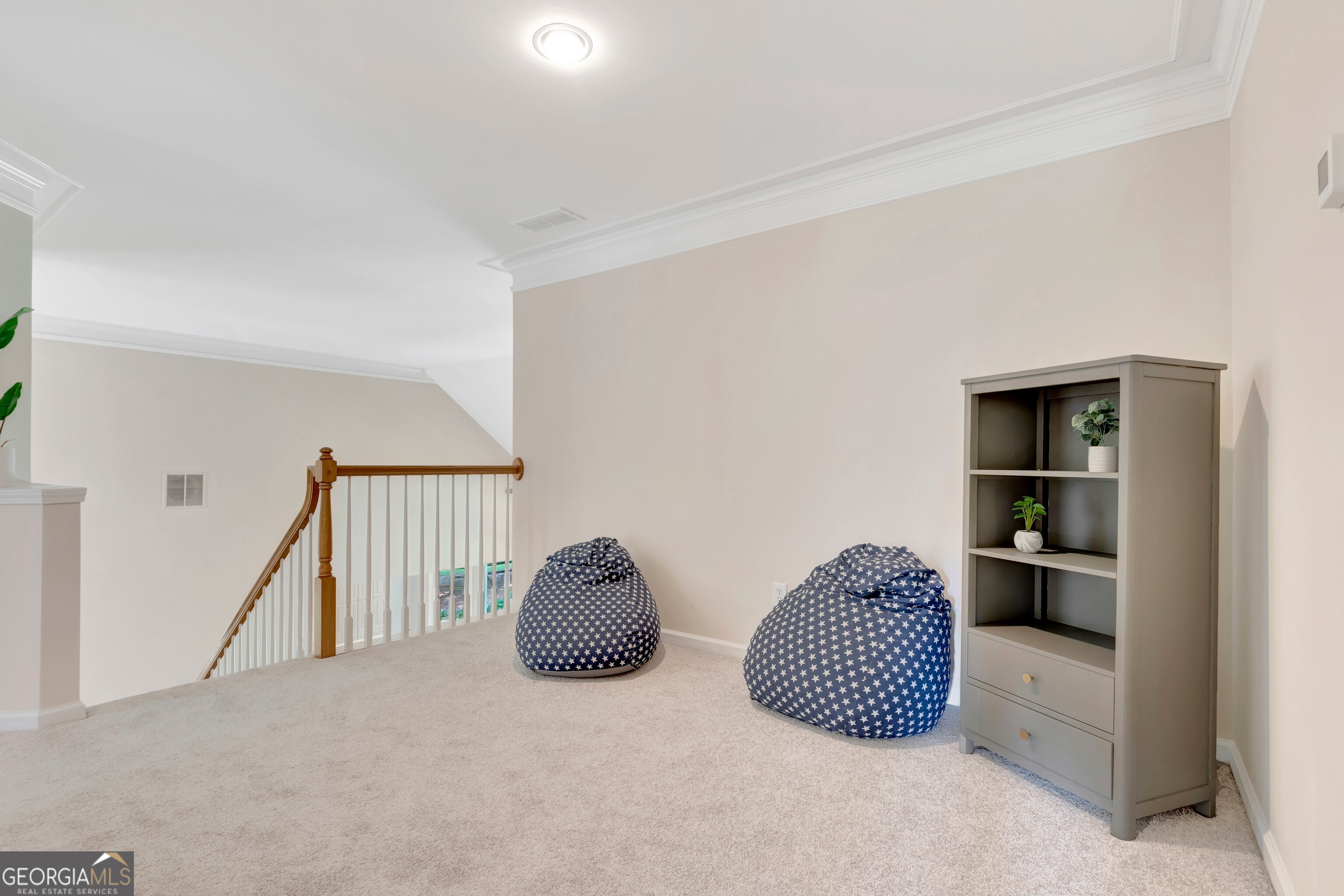 185 Newfield DR