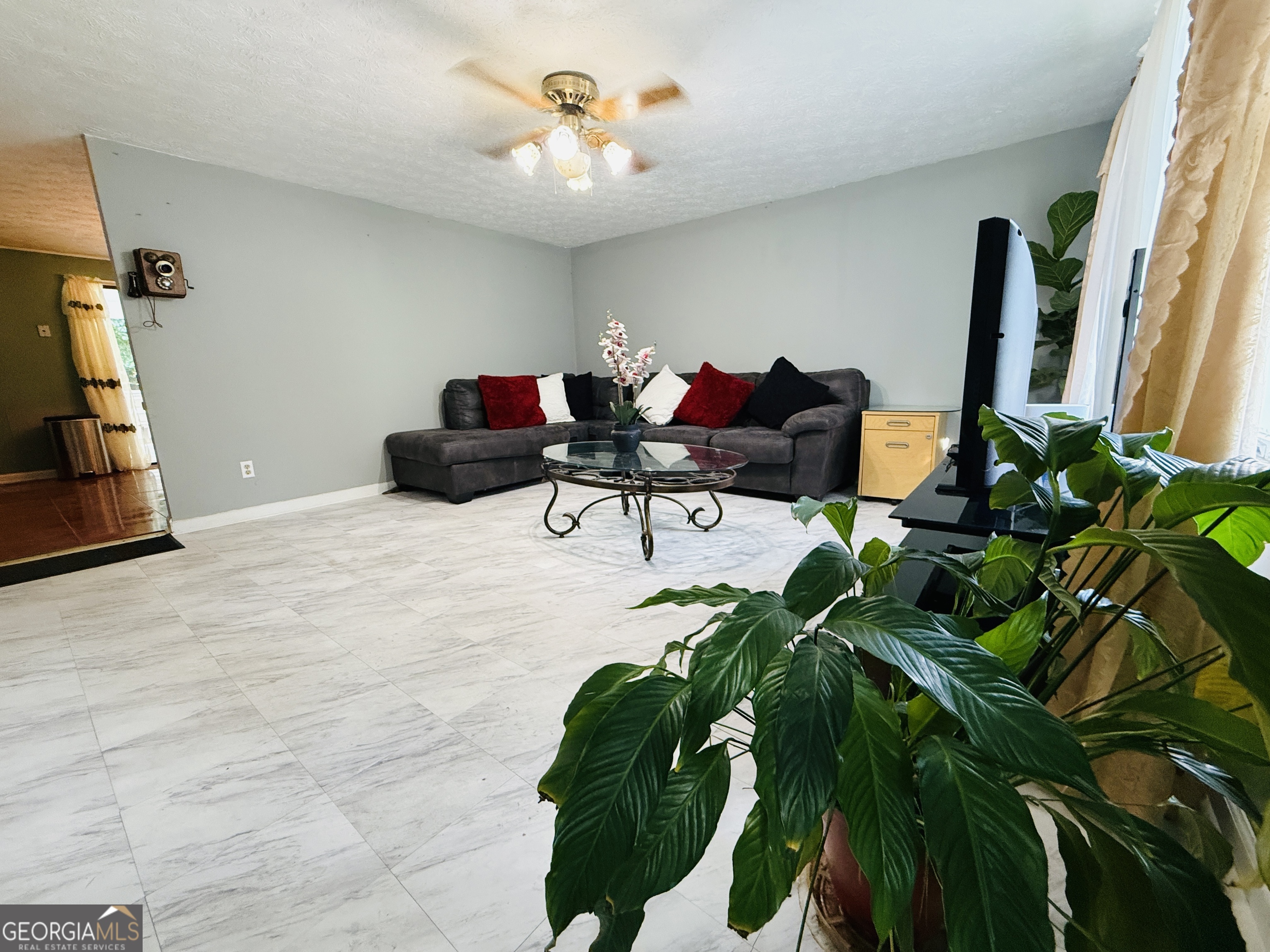 610 Tower RD