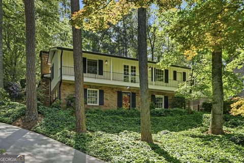 Photo of 705 E Northway Lane, Atlanta, GA 30342 (MLS # 10737438)