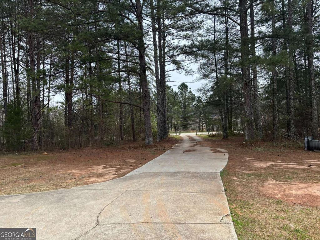 Photo of 270 Pullin Road, Mcdonough, GA 30253 (MLS # 10710514)