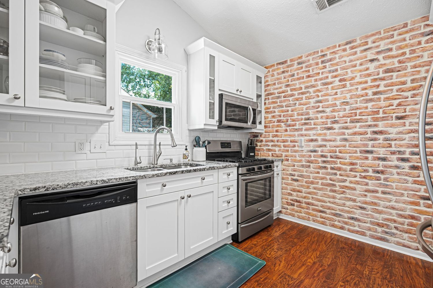 Woodstock, Georgia 30188, United States, 2 Bedrooms Bedrooms, ,2 BathroomsBathrooms,Residential,Active,160747