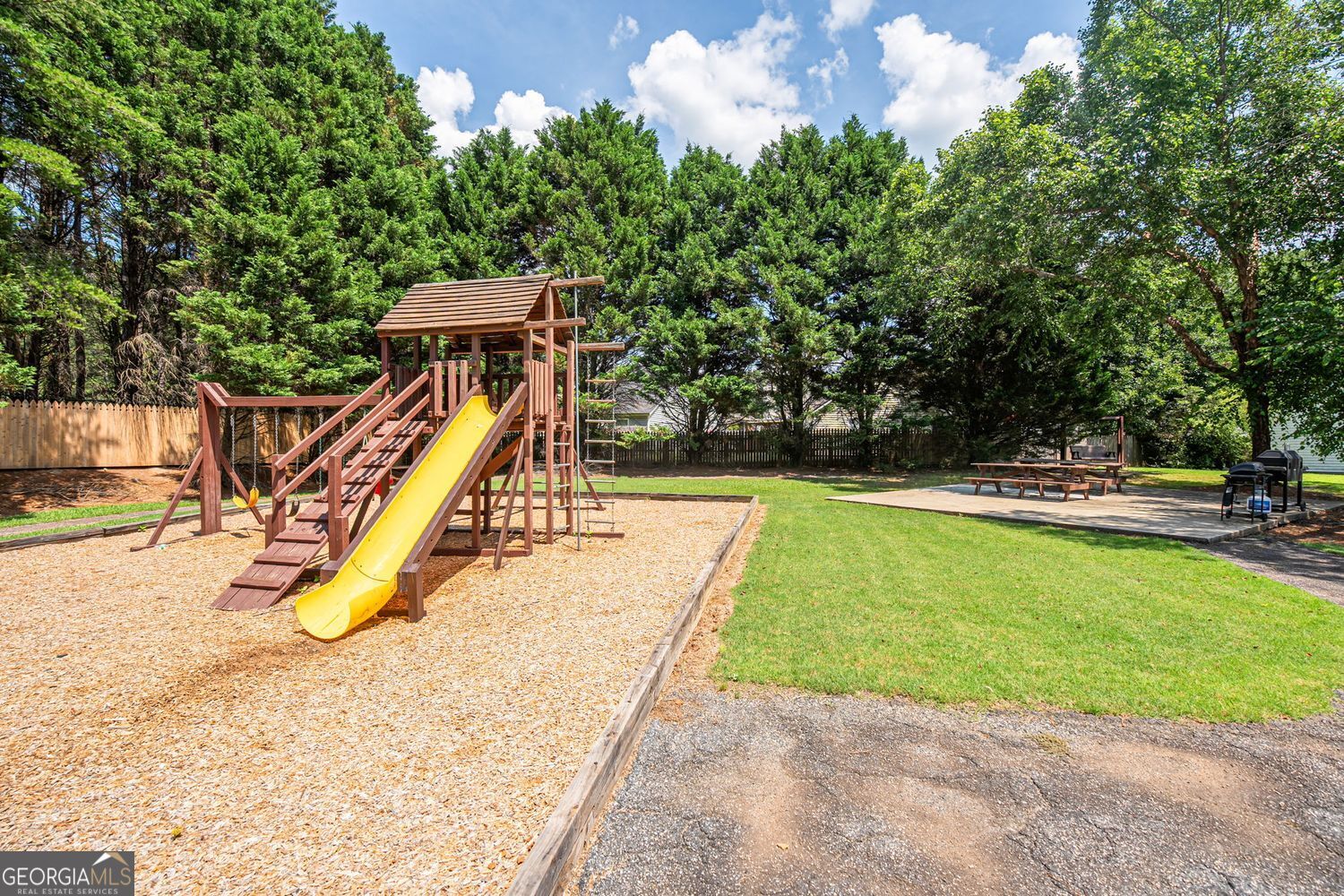 Woodstock, Georgia 30188, United States, 2 Bedrooms Bedrooms, ,2 BathroomsBathrooms,Residential,Active,160747