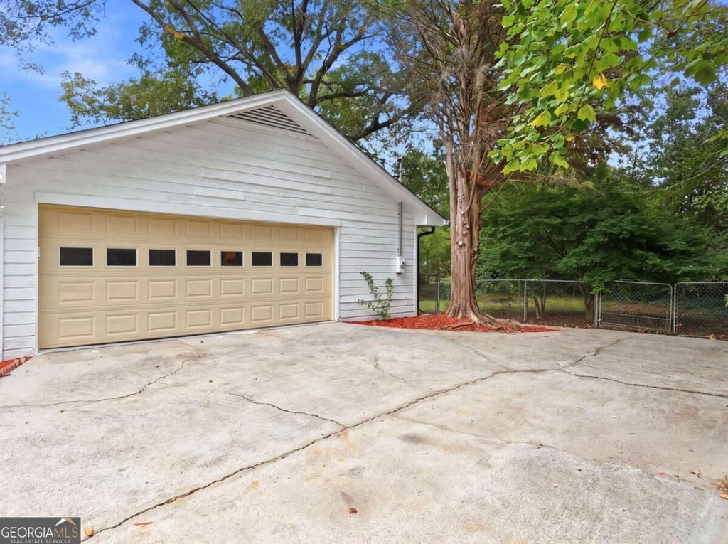 Photo of 3346 San Antonio Drive, Snellville, GA 30039 (MLS # 10866494)