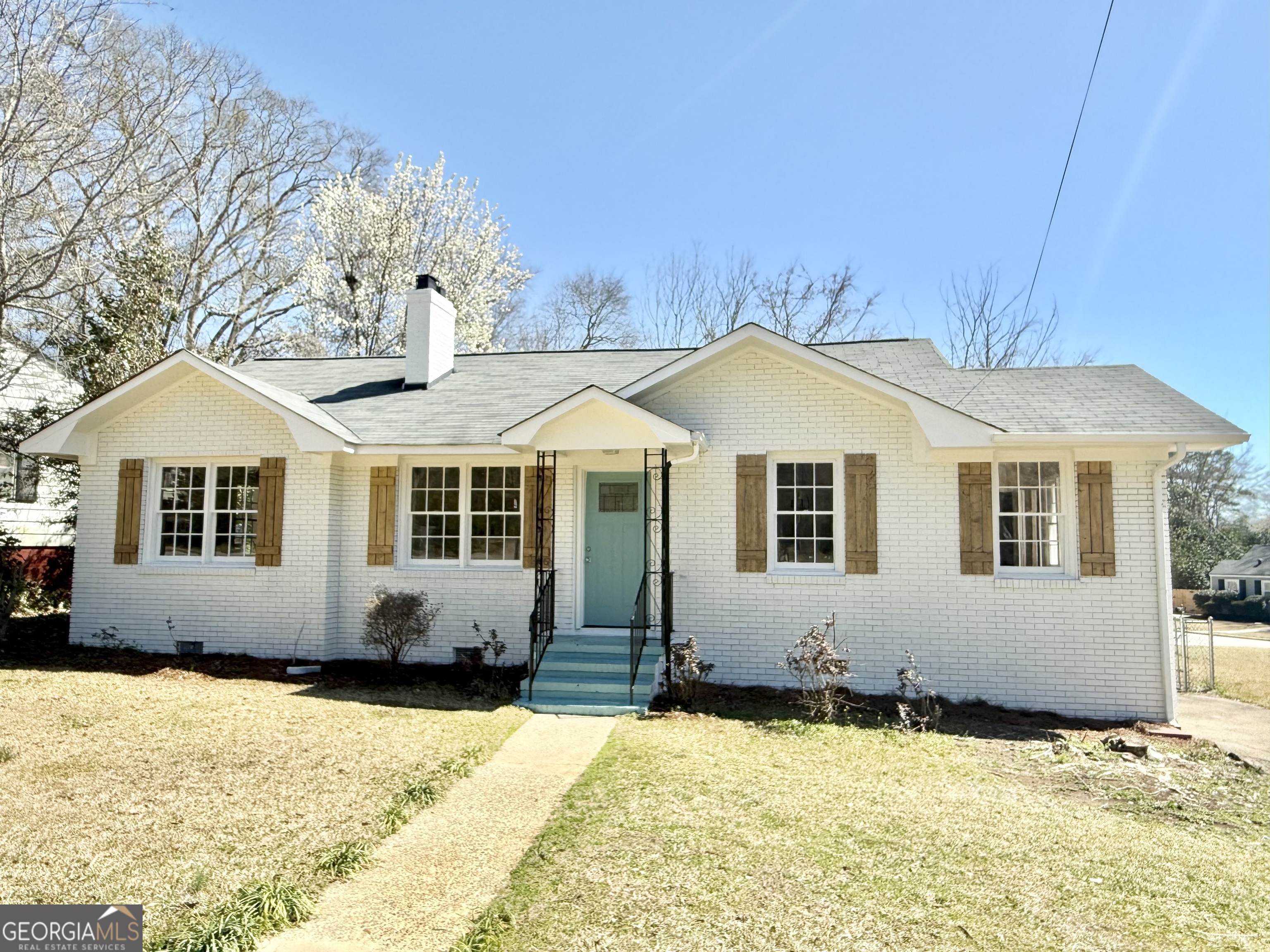 This home features beautiful hardwood floors throughout, dining room, fresh interior and exterior paint. Has all kitchen appliances. A small walk to Granger Park and the Thread. Has fresh interior and exterior paint. No online request for applications. Please call the listing agent/ owner directly. DO NOT CALL THE OFFICE! The office cannot give out applications or answer questions on this rental. No Pets!