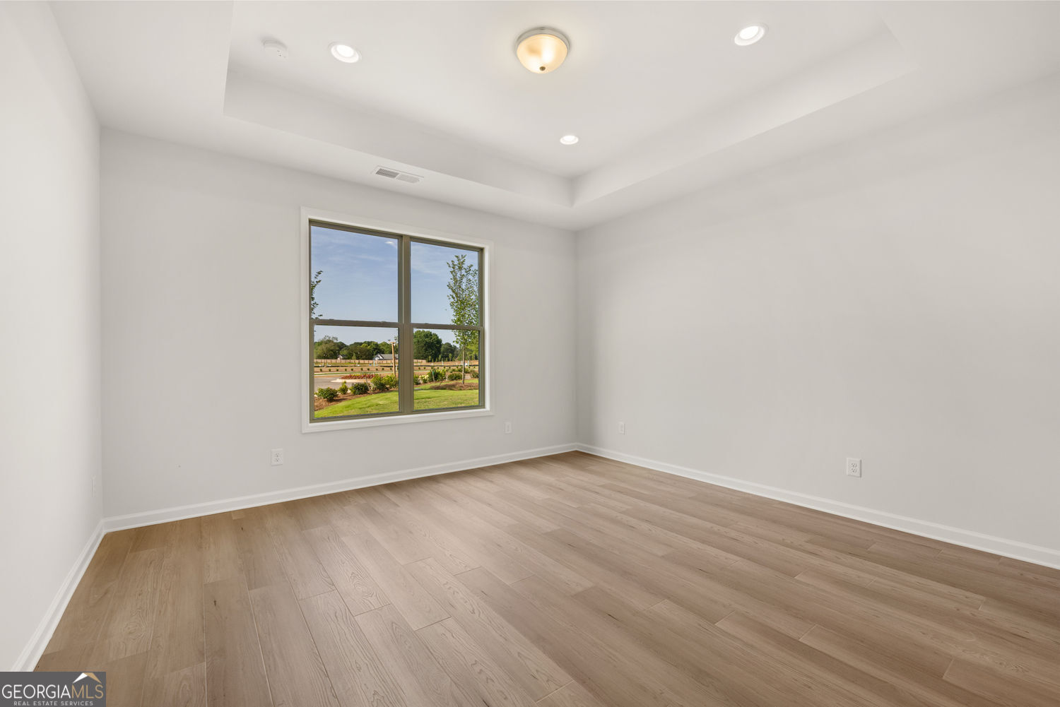 Snellville, Georgia 30078, United States, 2 Bedrooms Bedrooms, ,2 BathroomsBathrooms,Residential,Active,160109