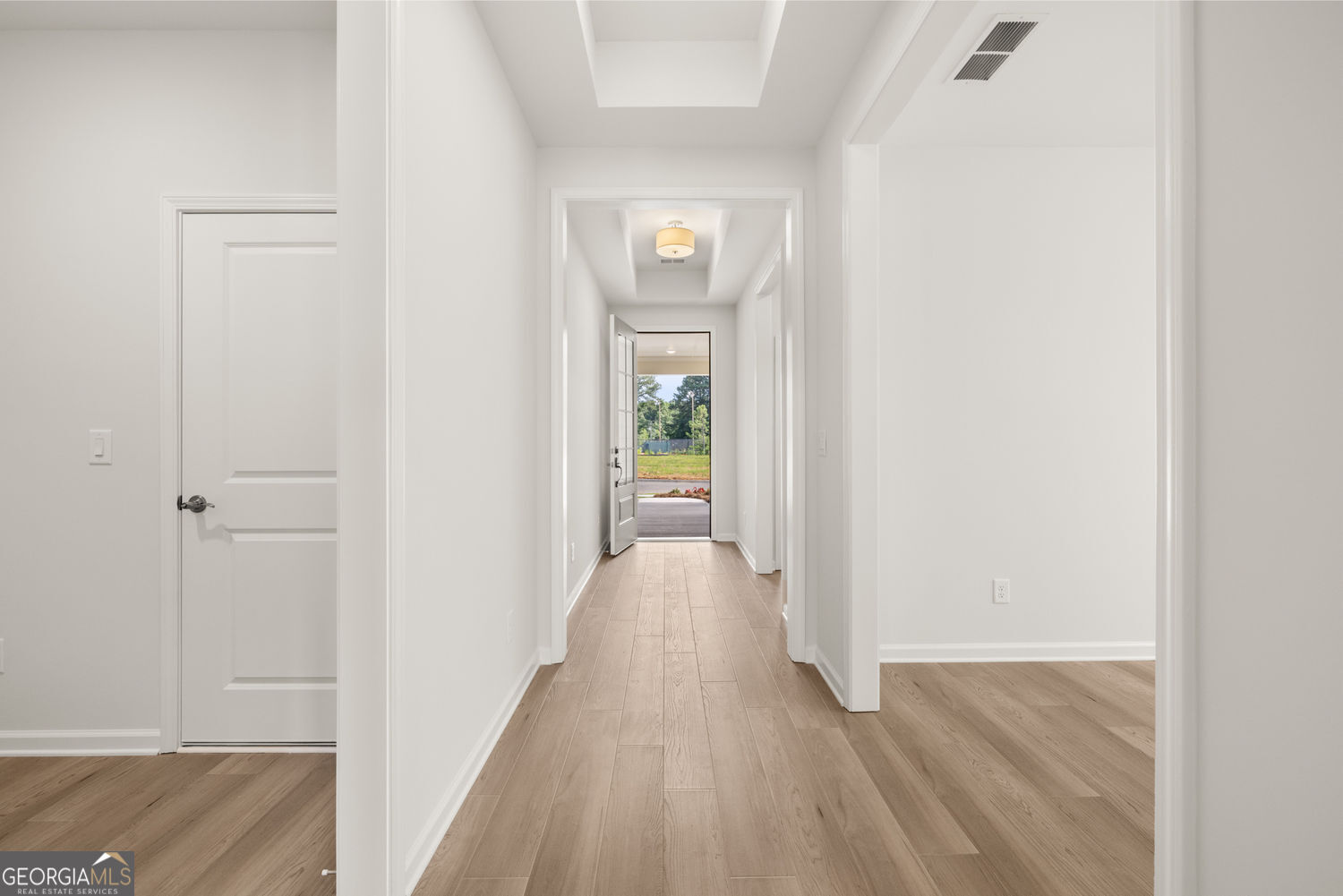 Snellville, Georgia 30078, United States, 2 Bedrooms Bedrooms, ,2 BathroomsBathrooms,Residential,Active,160109