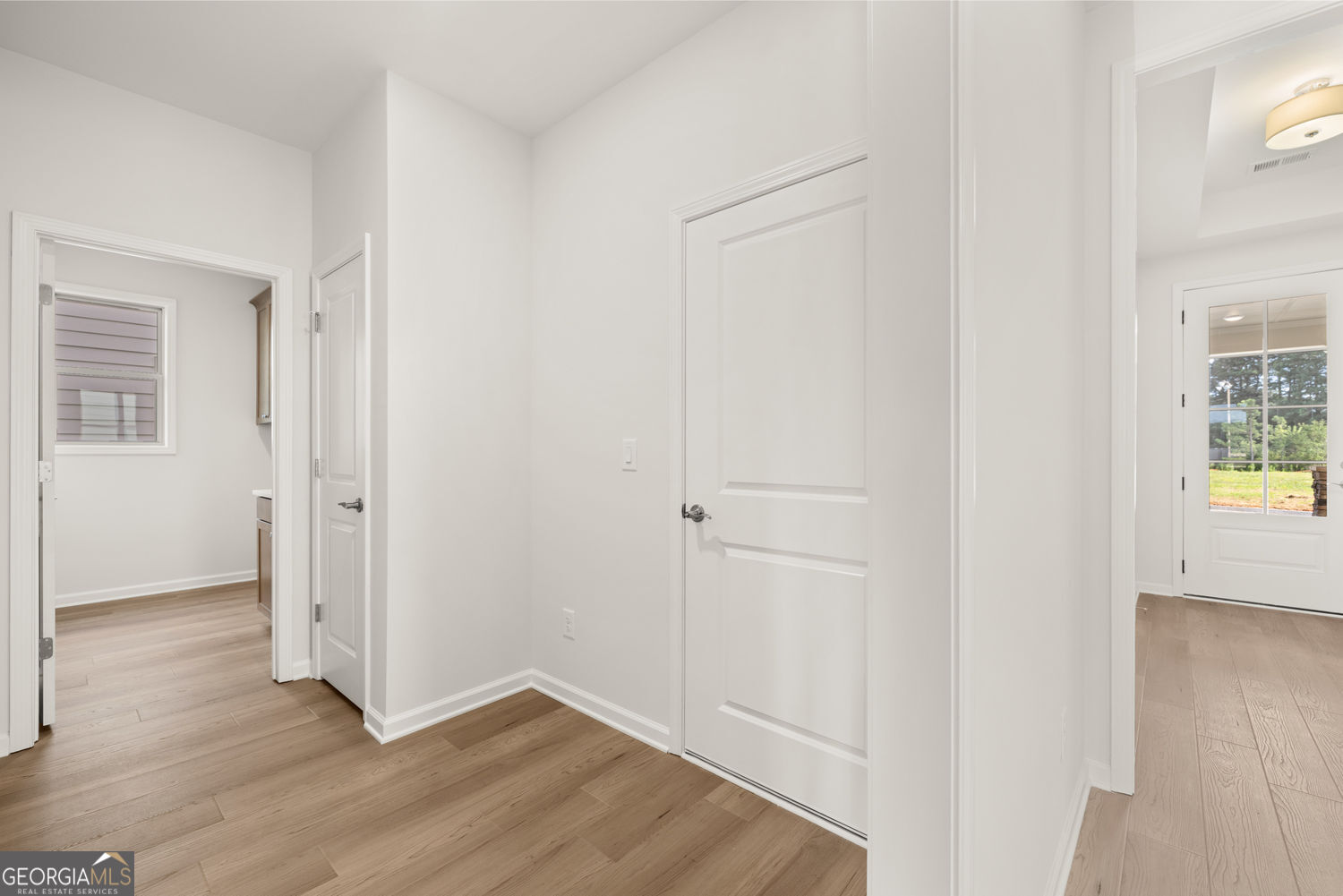 Snellville, Georgia 30078, United States, 2 Bedrooms Bedrooms, ,2 BathroomsBathrooms,Residential,Active,160109