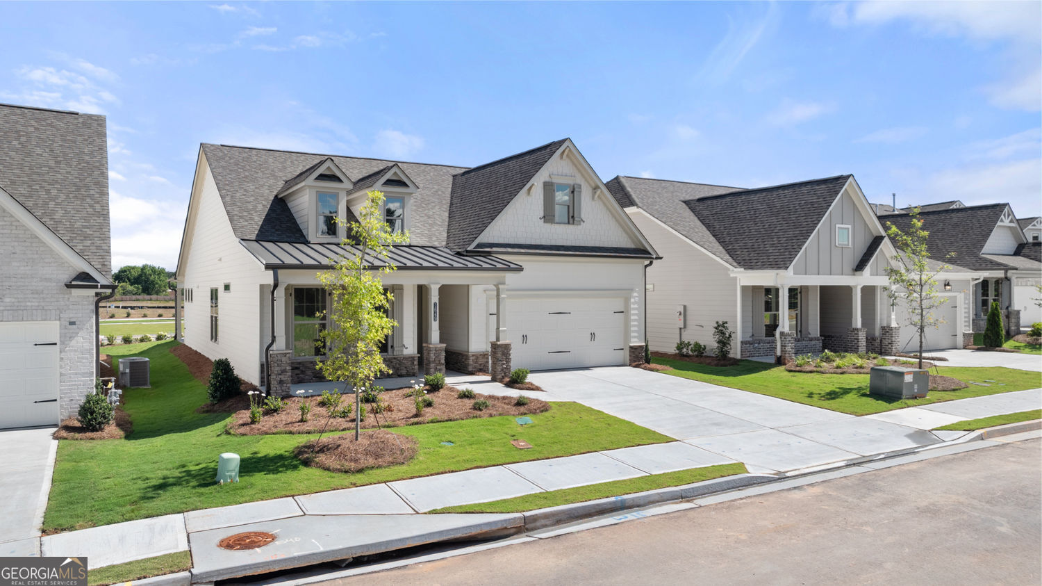 Snellville, Georgia 30078, United States, 2 Bedrooms Bedrooms, ,2 BathroomsBathrooms,Residential,Active,160109