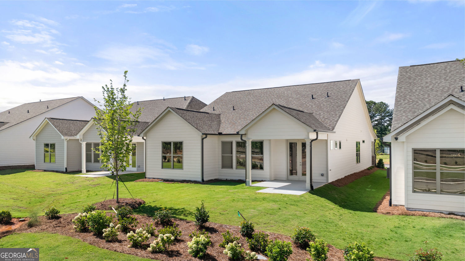 Snellville, Georgia 30078, United States, 2 Bedrooms Bedrooms, ,2 BathroomsBathrooms,Residential,Active,160109