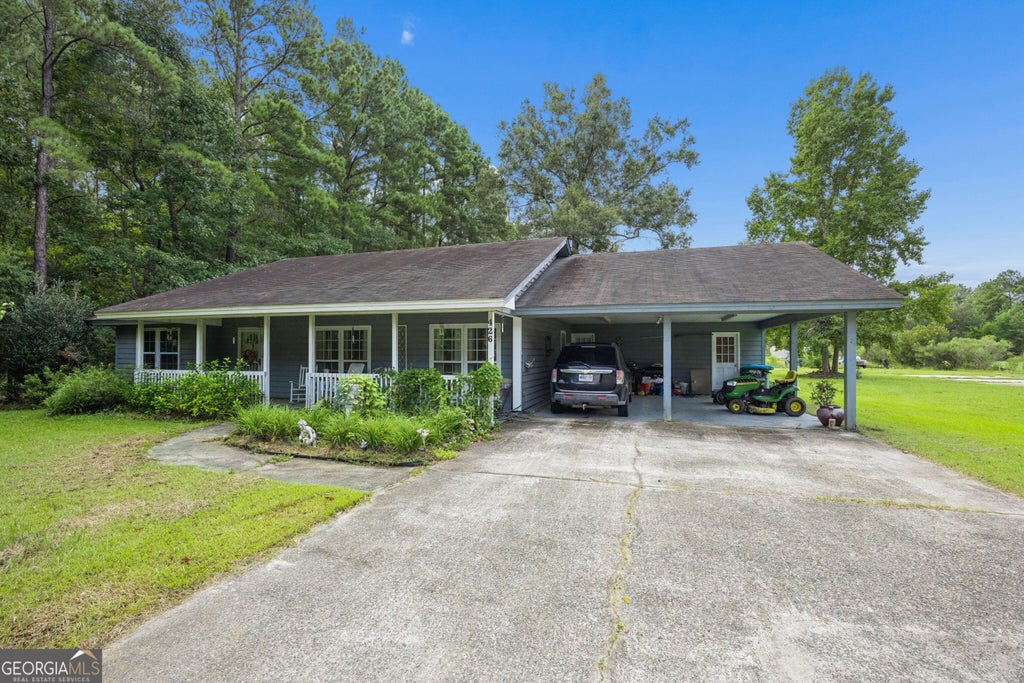 Photo of 426 Adams Road, Bloomingdale, GA 31302 (MLS # 10873636)