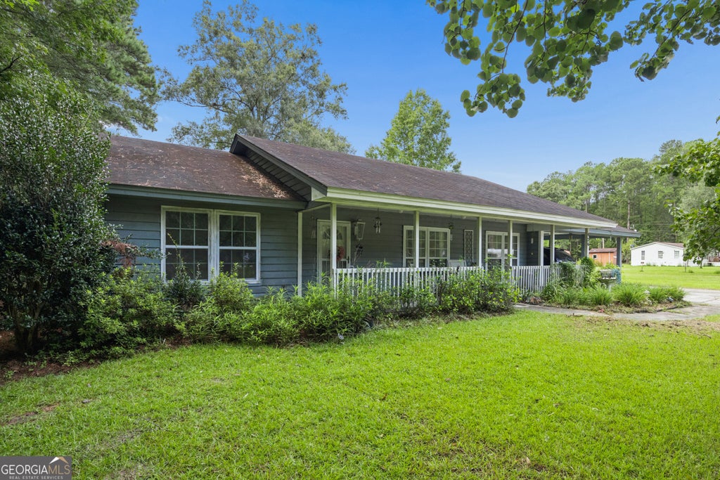 Photo of 426 Adams Road, Bloomingdale, GA 31302 (MLS # 10873636)
