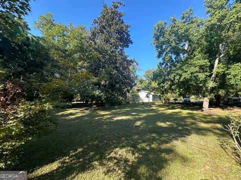 A home in Swainsboro