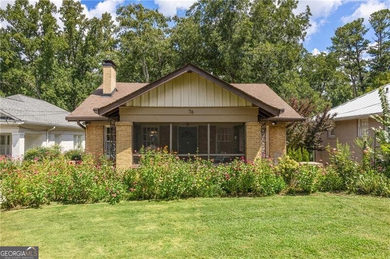 Photo of 76 Peachtree Hills Avenue NE, Atlanta, GA 30305 (MLS # 10825998)