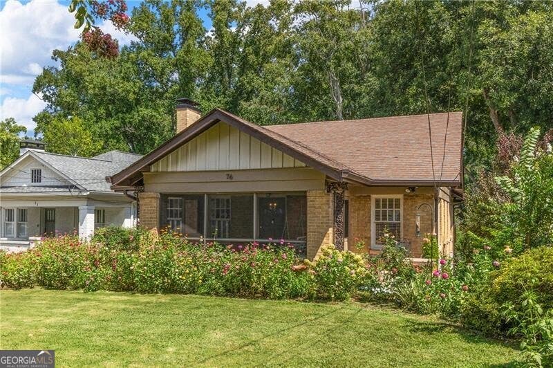Photo of 76 Peachtree Hills Avenue NE, Atlanta, GA 30305 (MLS # 10825998)