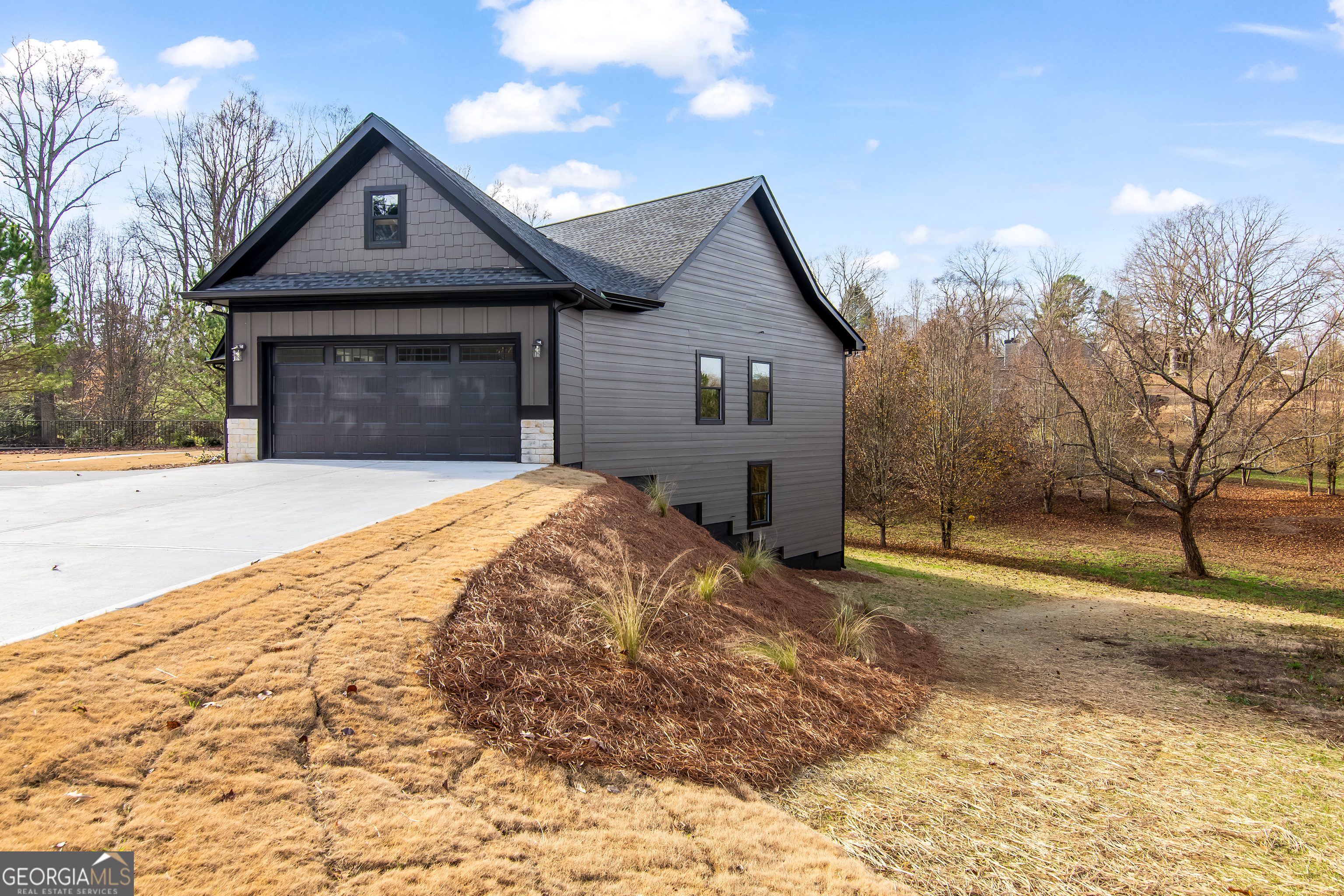 2106 Yukon RD