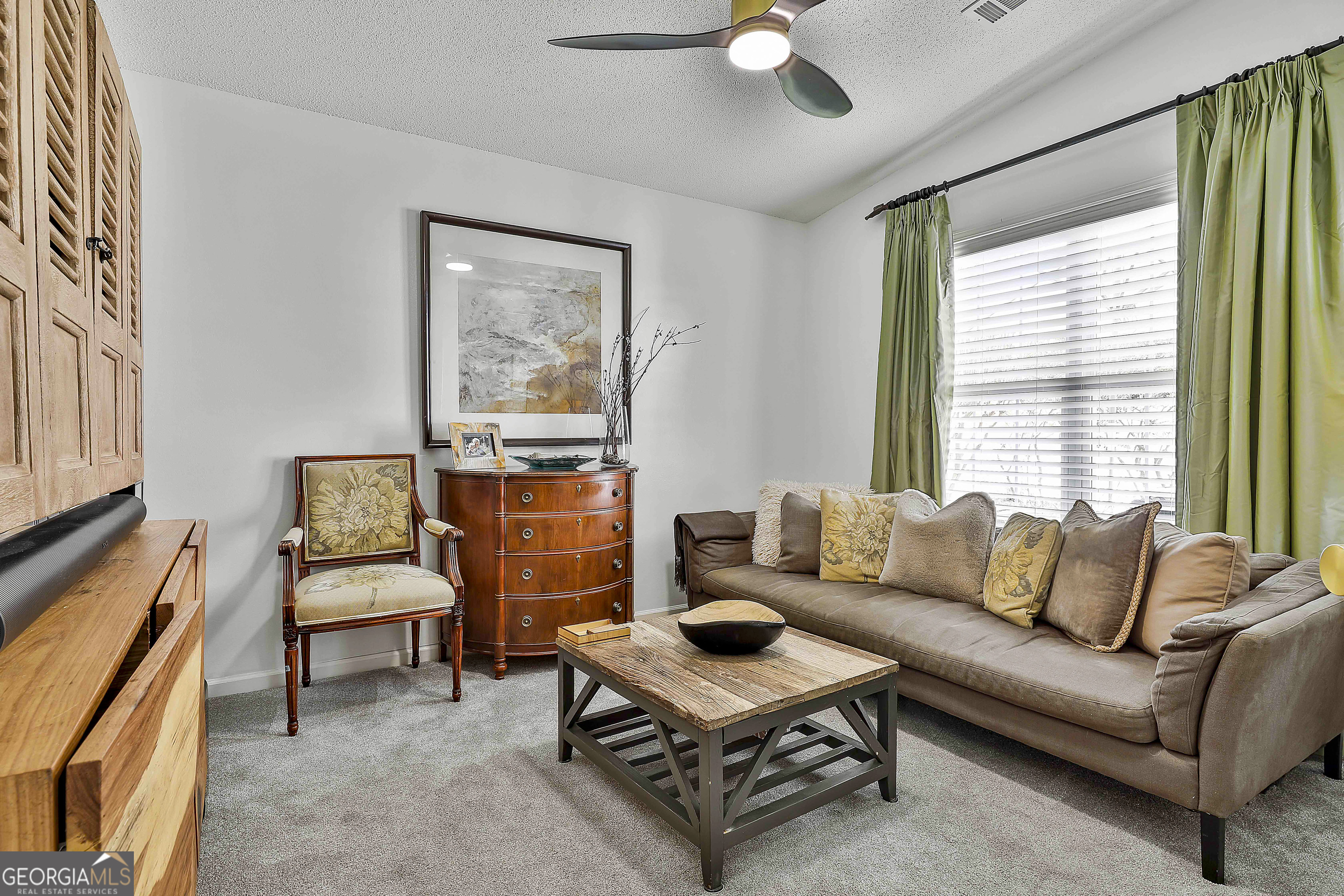 Peachtree City, Georgia 30269, United States, 2 Bedrooms Bedrooms, ,2 BathroomsBathrooms,Residential,Active,238110