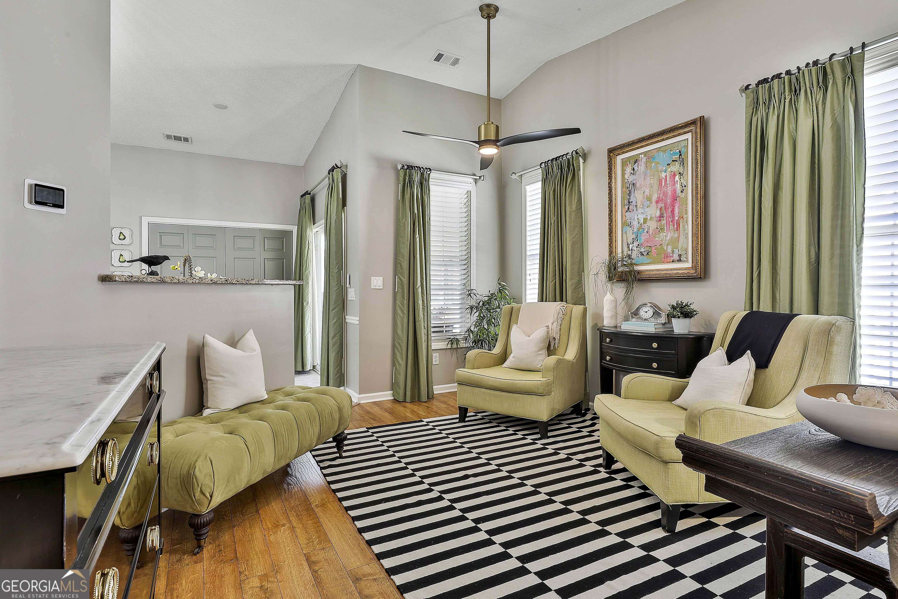 Peachtree City, Georgia 30269, United States, 2 Bedrooms Bedrooms, ,2 BathroomsBathrooms,Residential,Active,238110