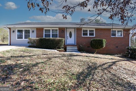 Photo of 1745 Rockbridge Road NW, Conyers, GA 30012 (MLS # 10676160)