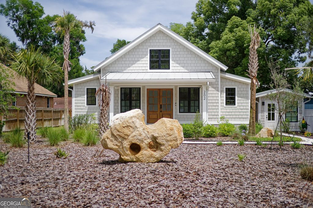 Photo of 202 Bartlett Street, Saint Marys, GA 31558 (MLS # 10774933)