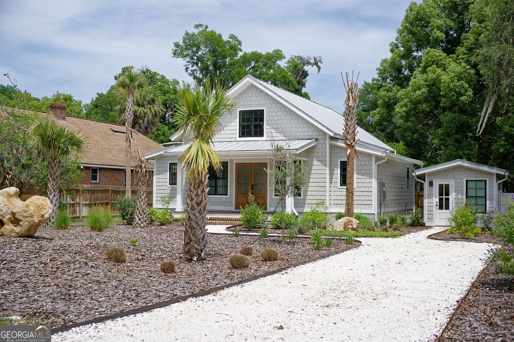 Photo of 202 Bartlett Street, Saint Marys, GA 31558 (MLS # 10774933)