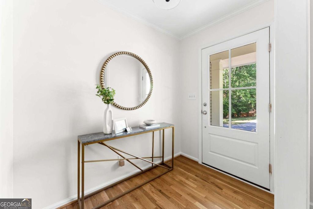 Photo of 1677 Rochelle Drive, Dunwoody, GA 30338 (MLS # 10765251)