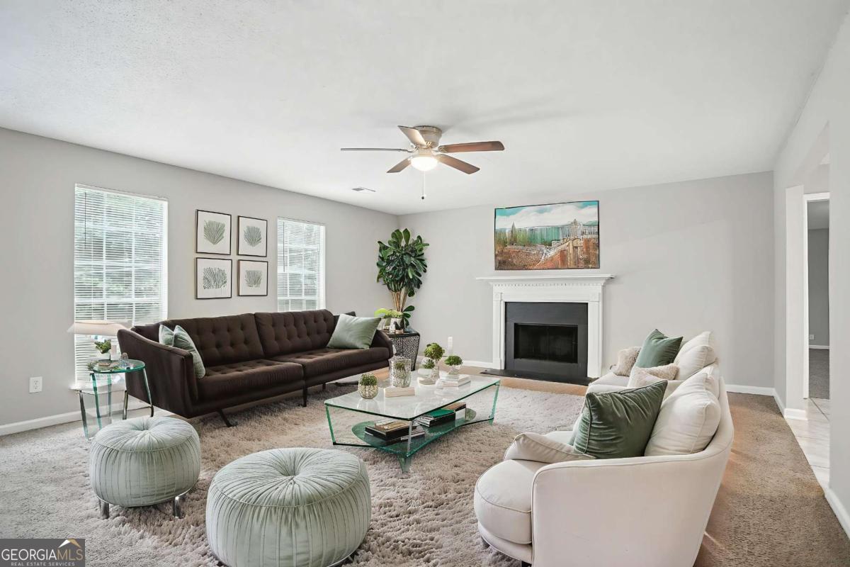 1286 Regal Heights DR