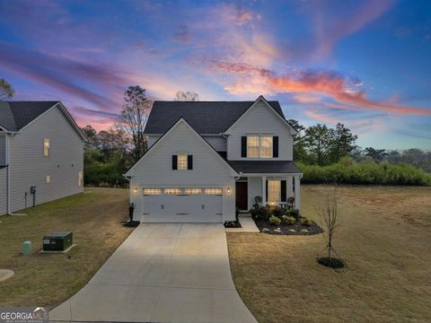 Photo of 157 Asbury Circle, Calhoun, GA 30701 (MLS # 10720139)