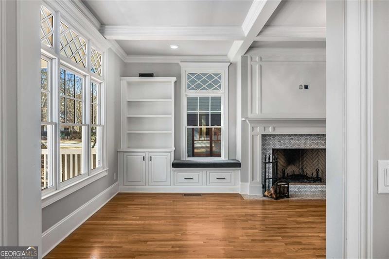 1271 FENWAY CIR