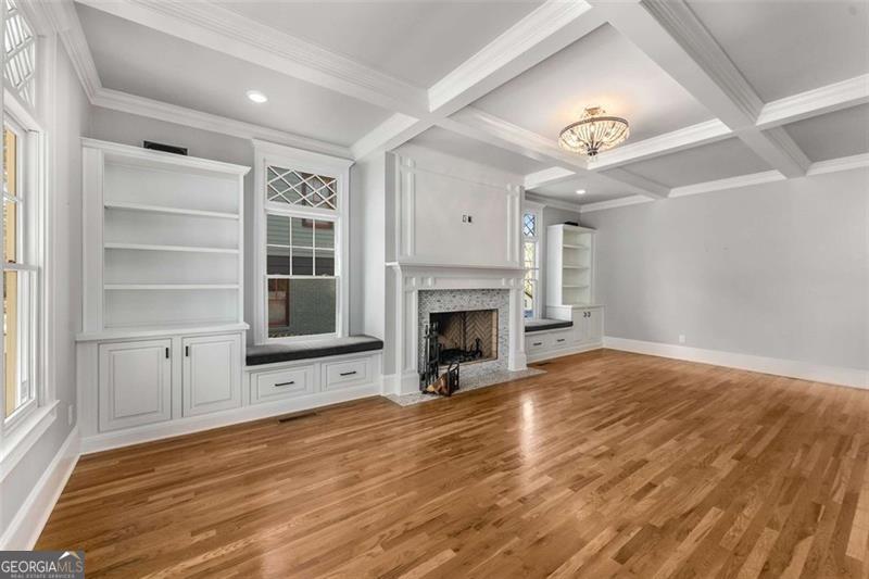 1271 FENWAY CIR