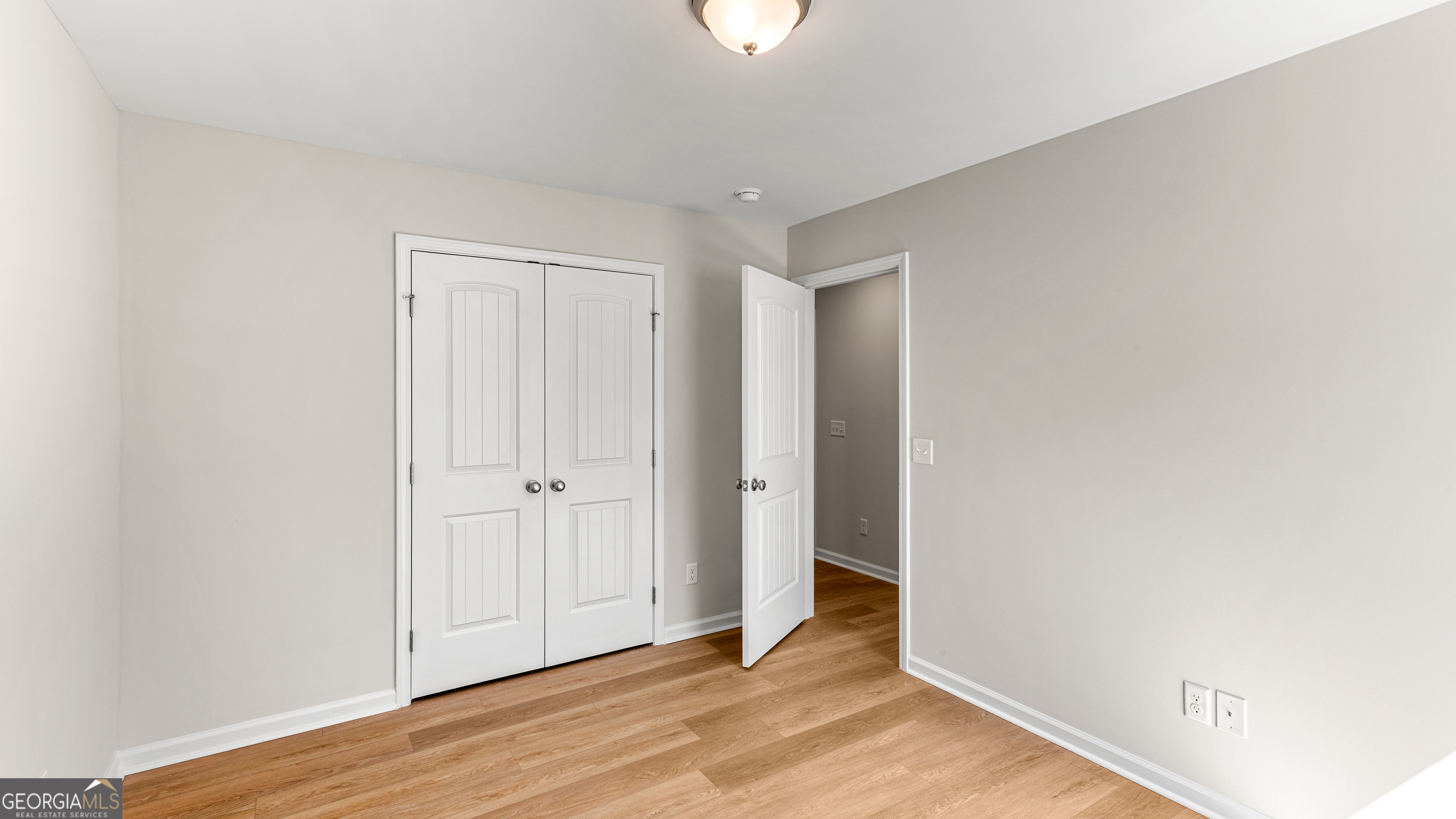 303 Somera LN