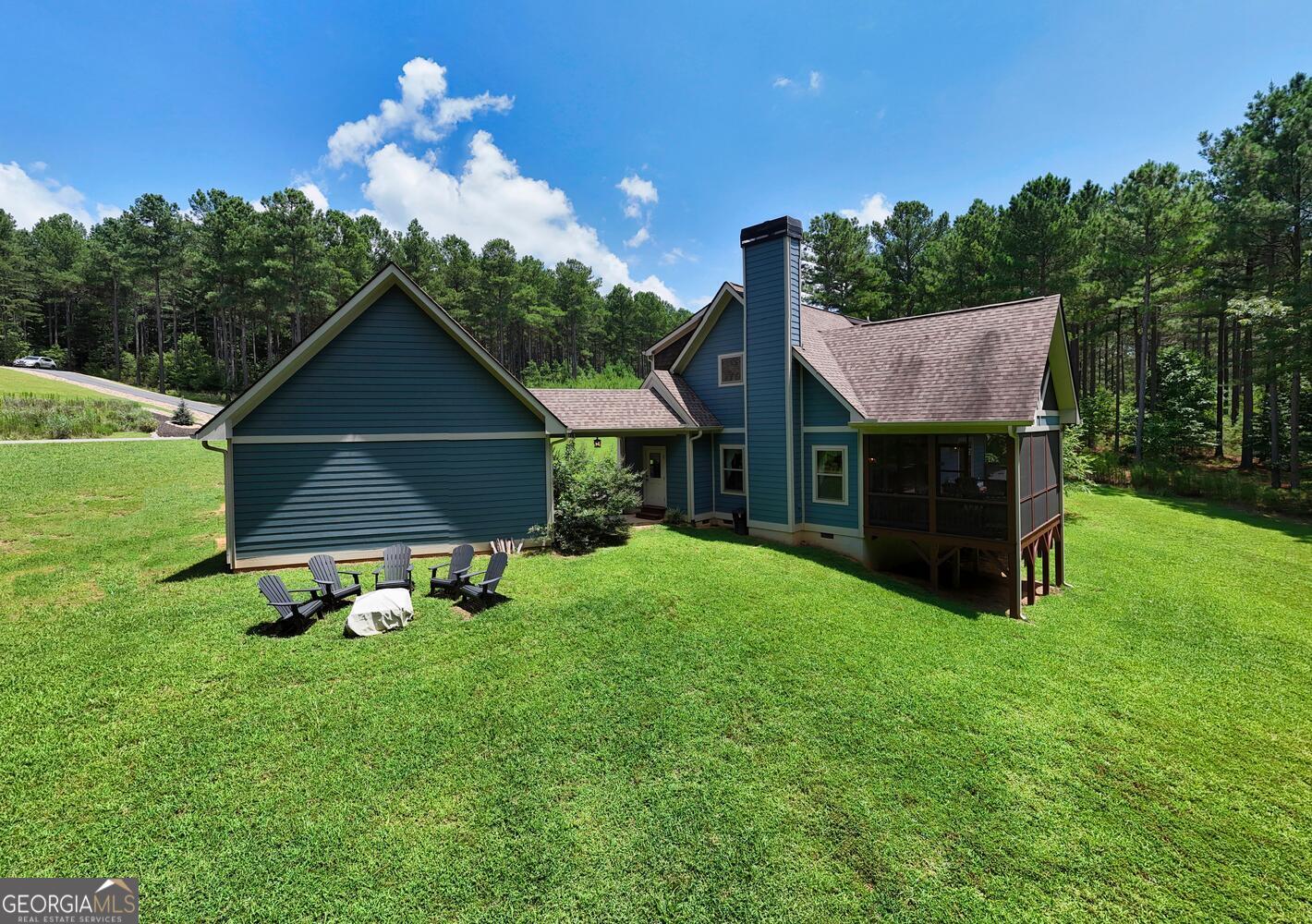 690 Stables LOOP