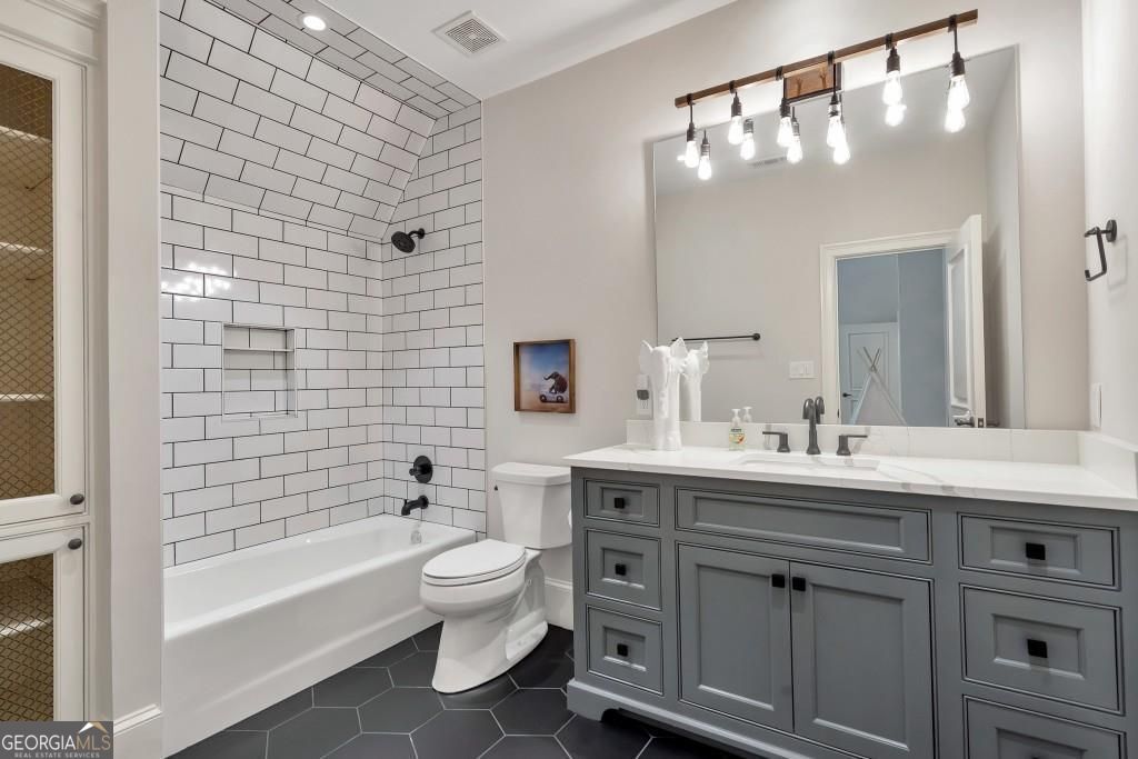 Atlanta Country Club - Residential