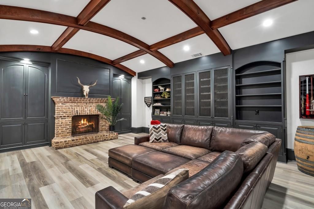 Atlanta Country Club - Residential