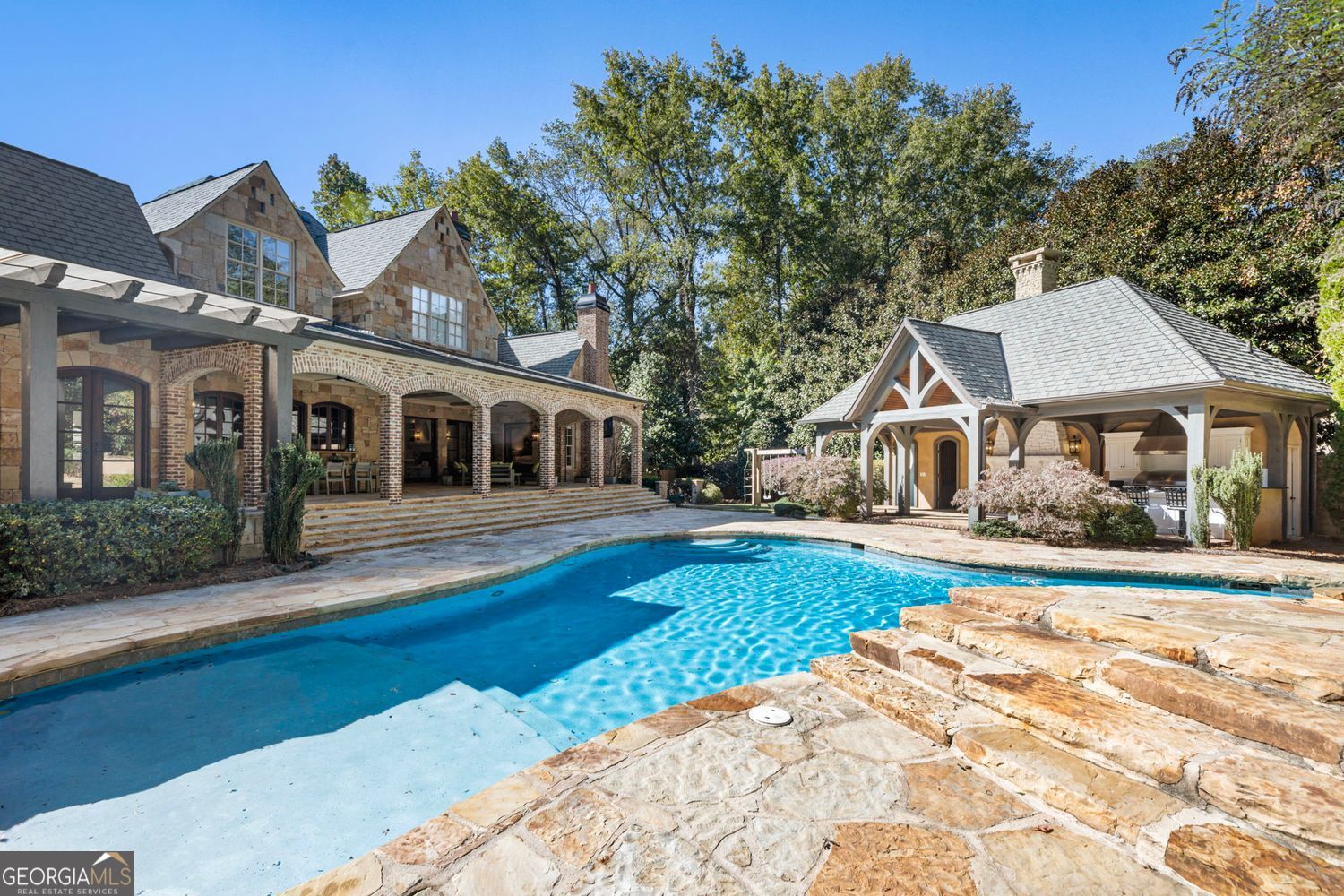 Atlanta Country Club - Residential