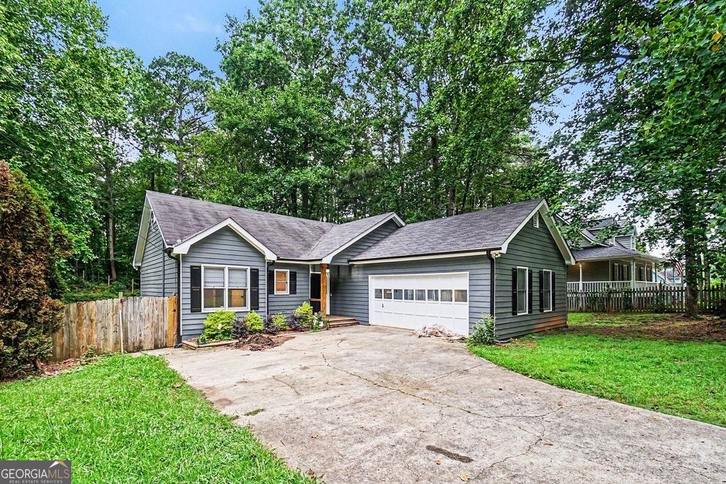 Photo of 597 Cedarcrest Road, Dallas, GA 30132 (MLS # 10774884)